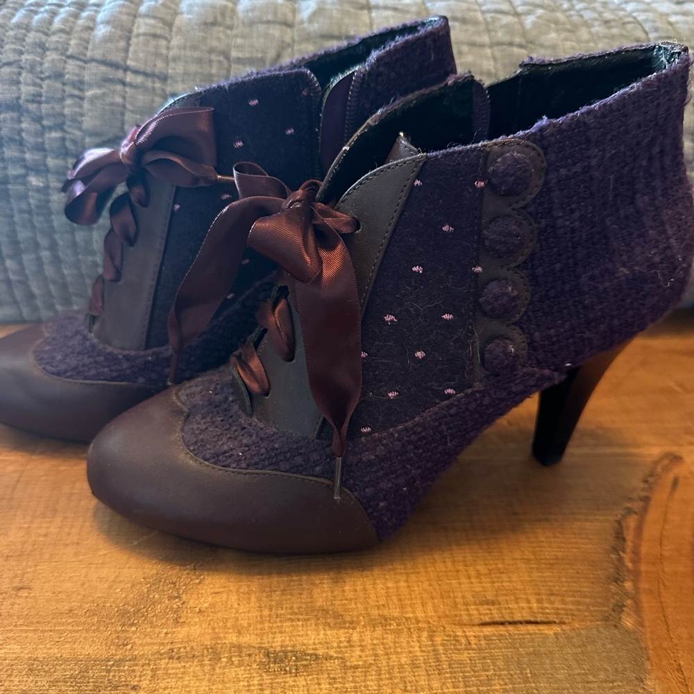 Elegant Purple Ankle Boots